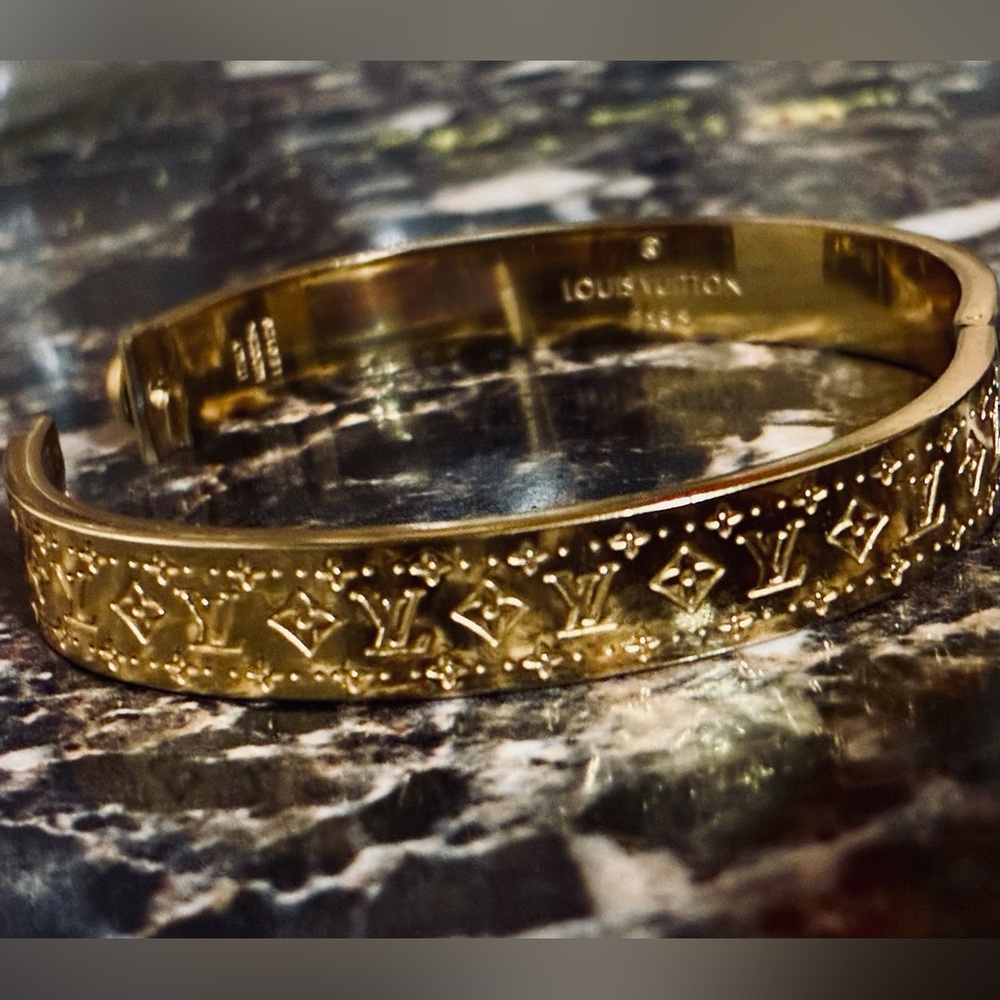 18kt GP Monogram LV Bangle Bracelet - Picture 2 of 5